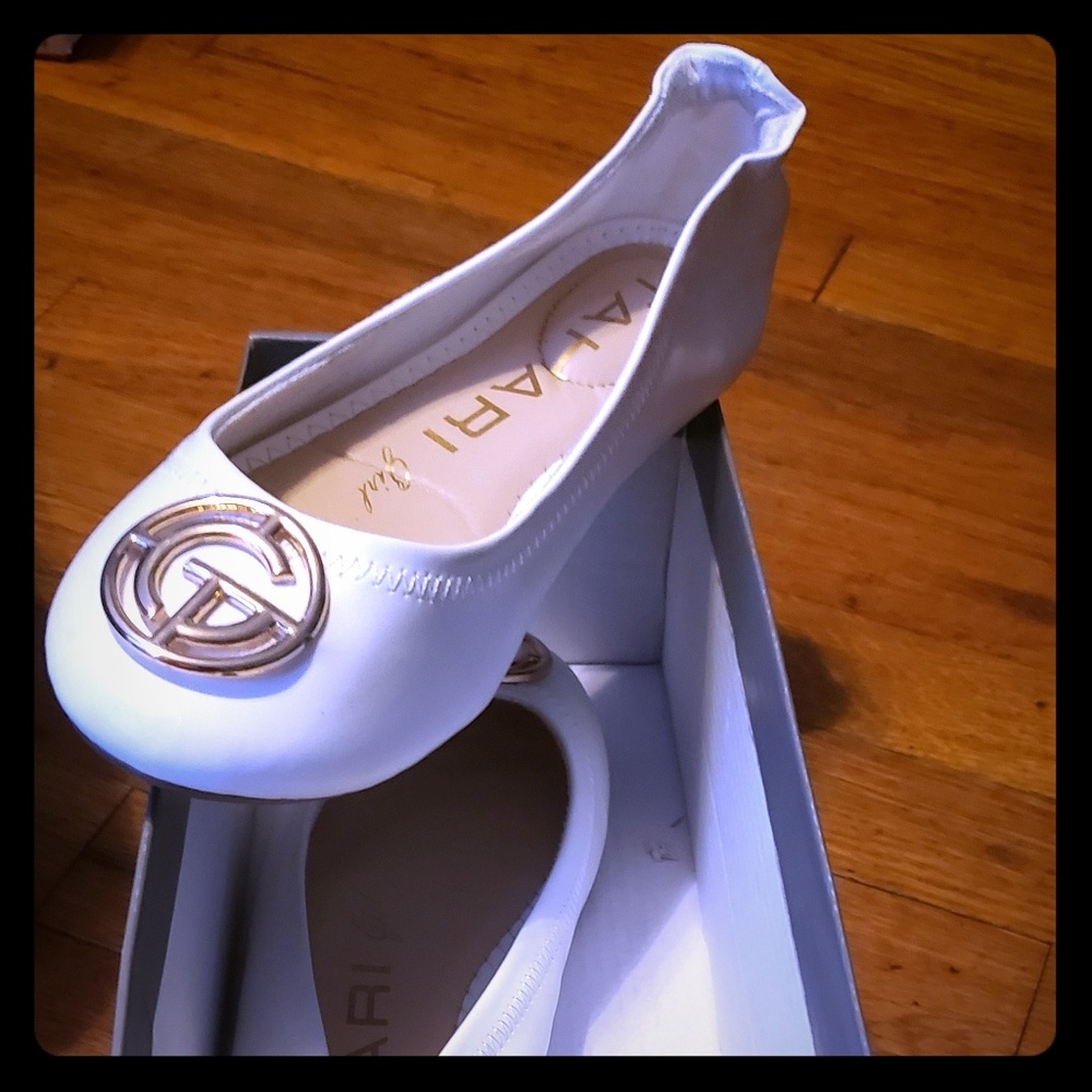 Womens flats OBO